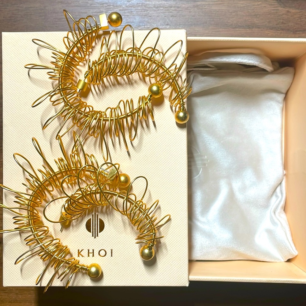 BRAND NEW - KHOI OONA EARRING